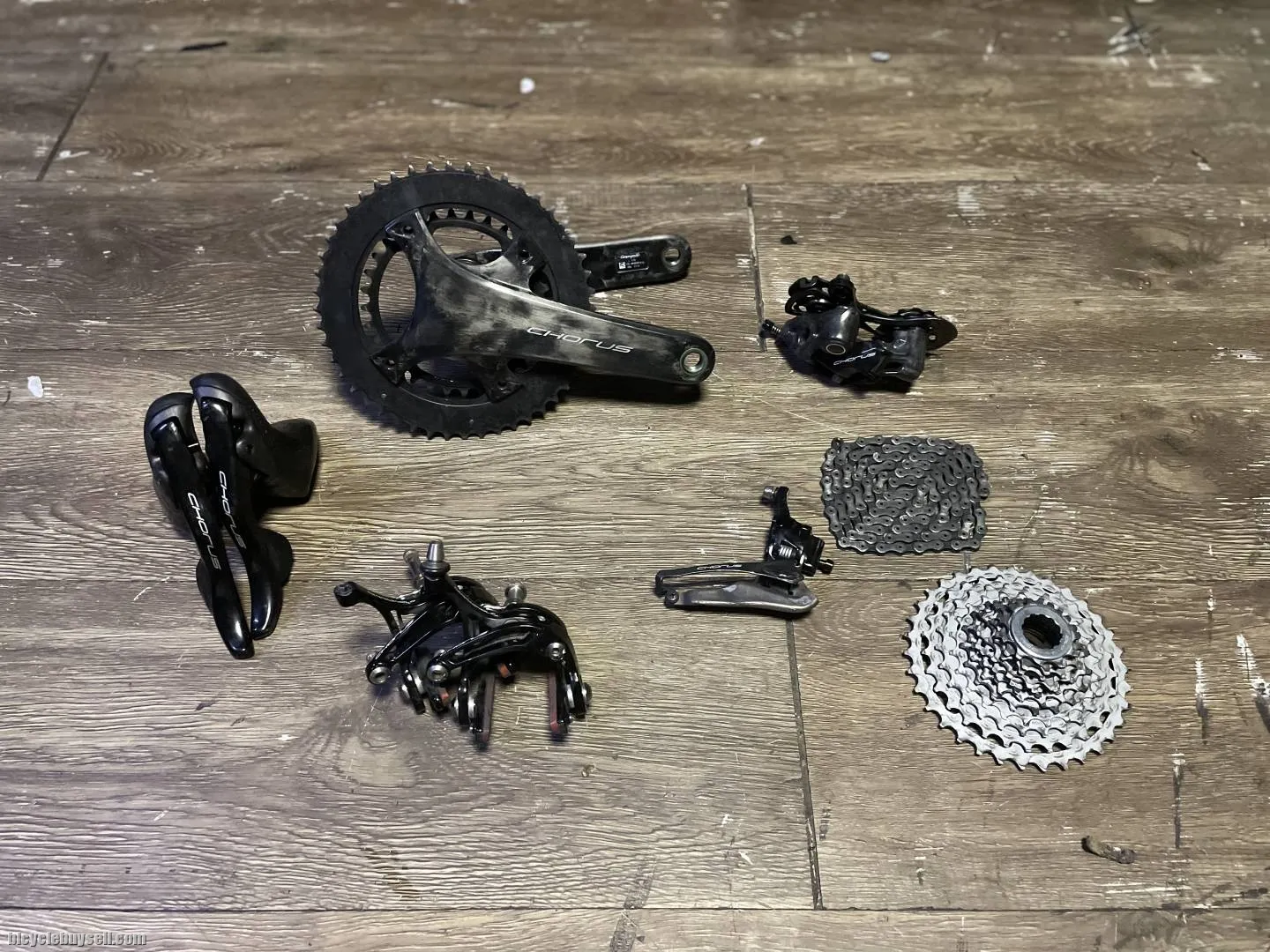(SOLD) Campagnolo Chorus 12 Speed groupset