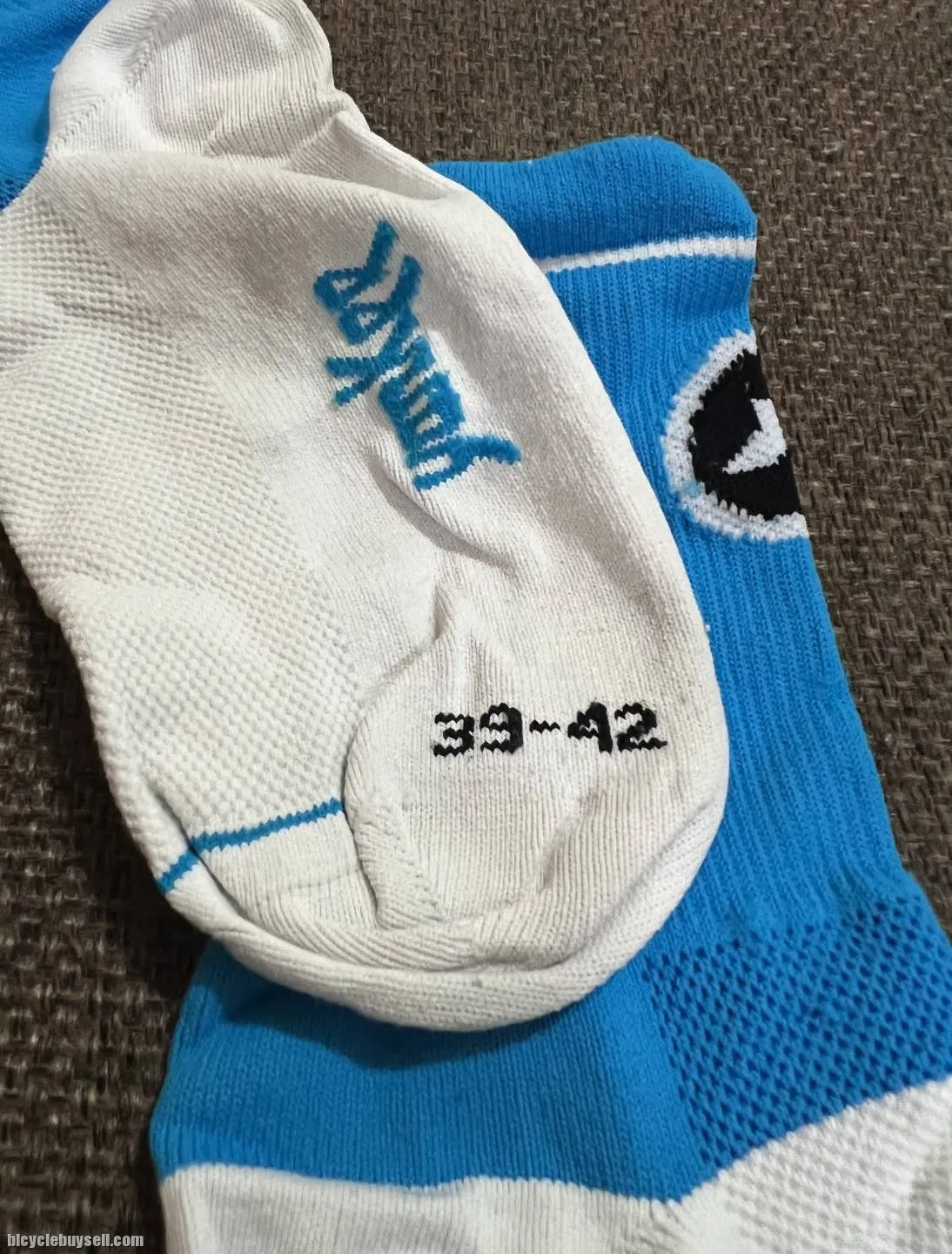 Used Assos Yankee G1 sock (size 39~42)