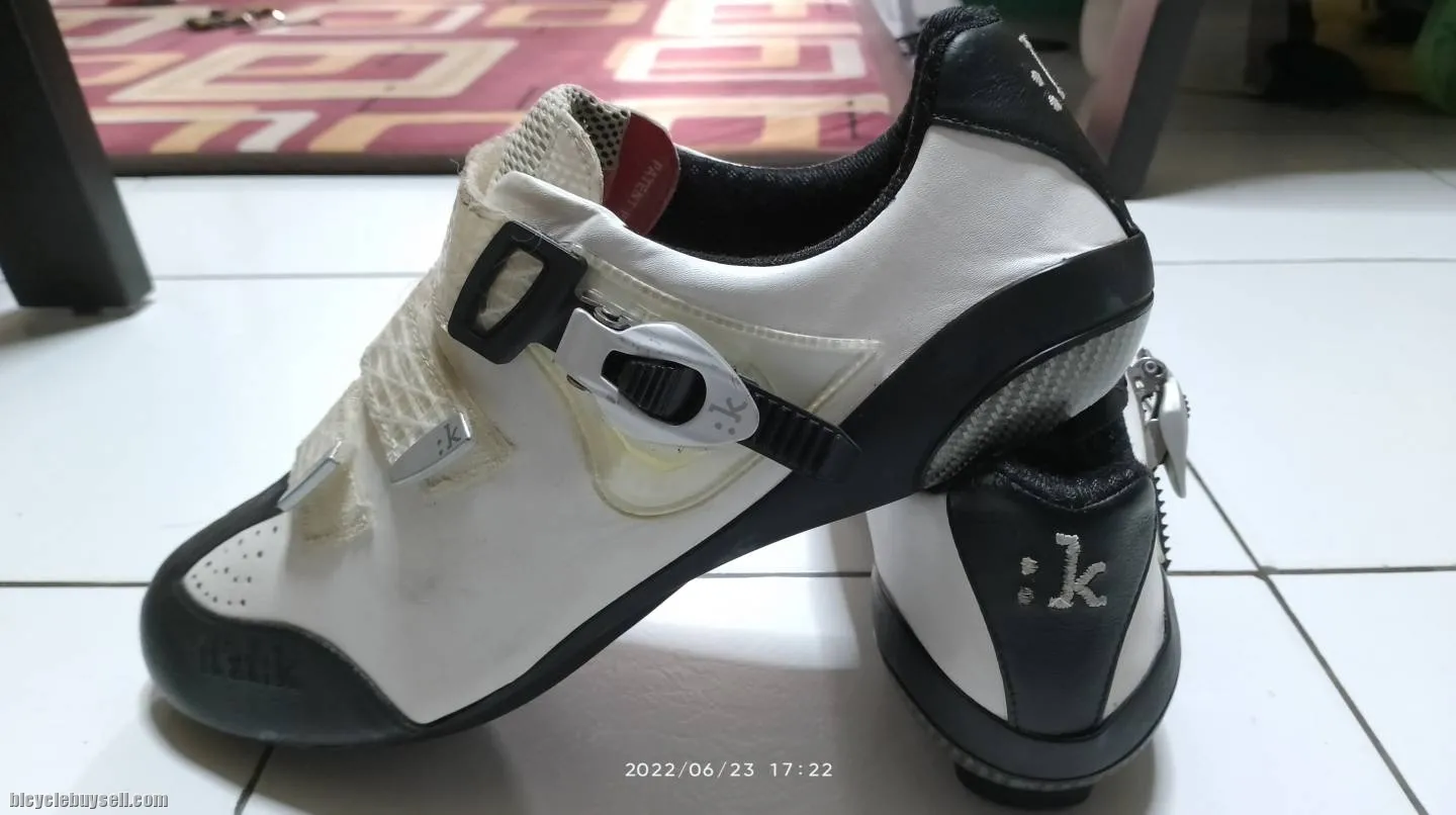 Fizik R3 Uomo road shoes