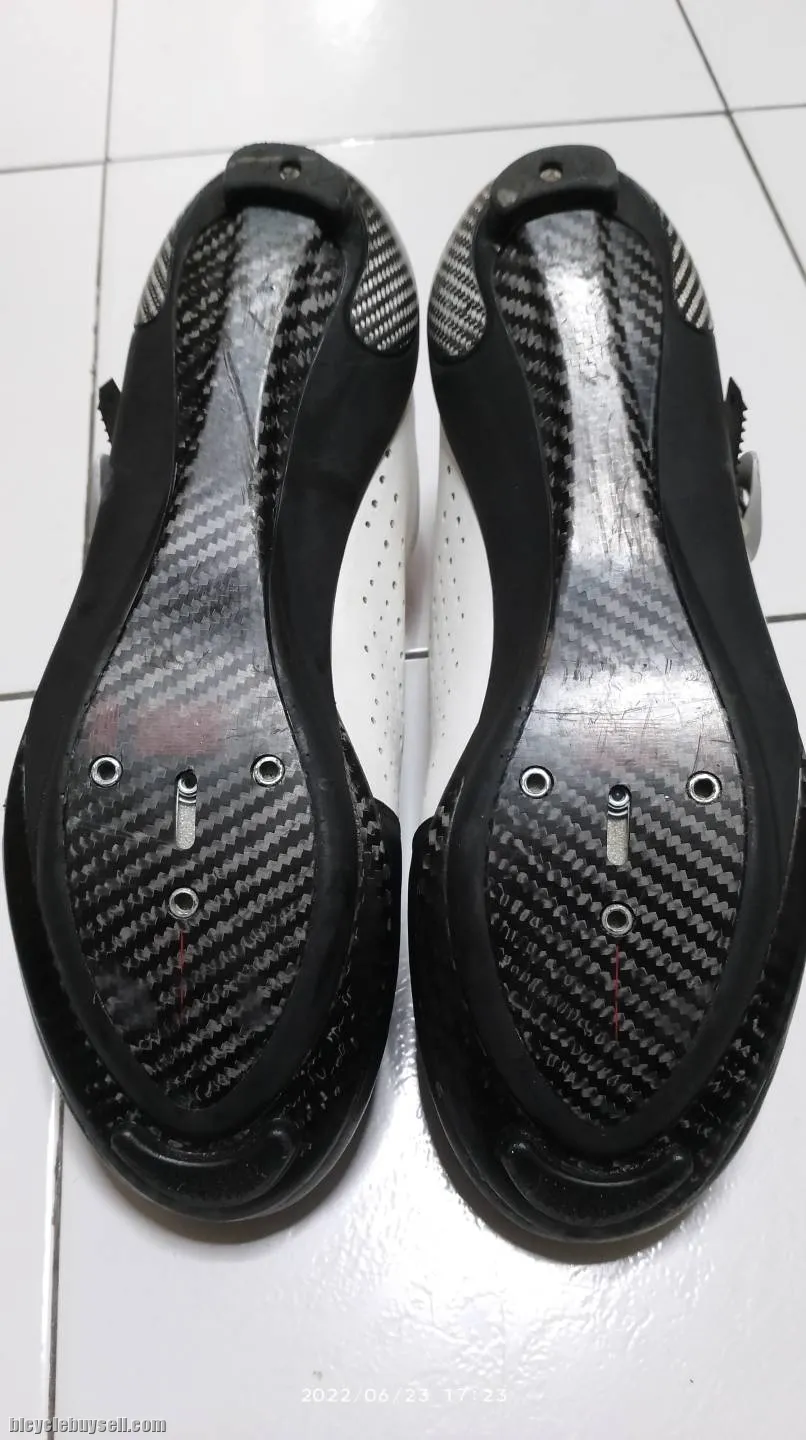 Fizik R3 Uomo road shoes