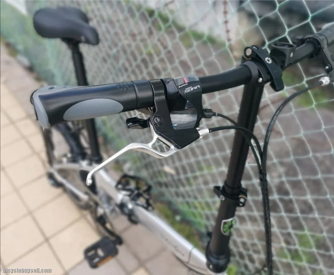 Dahon Mariner D8