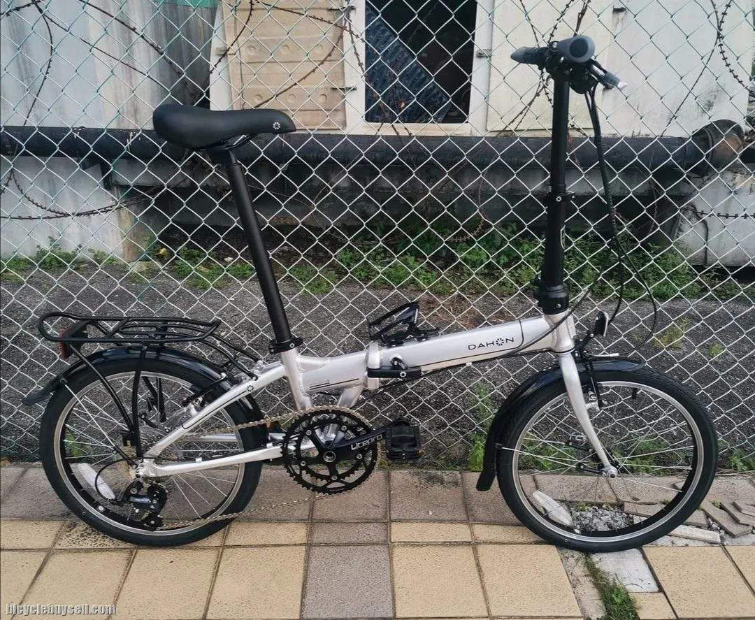 Dahon Mariner D8