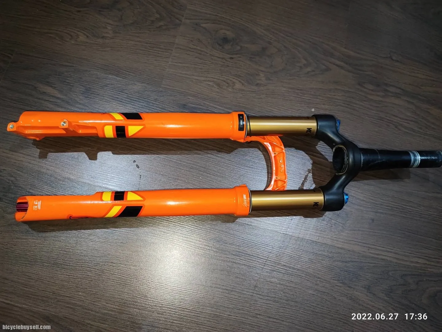 (sold)FOX 32 Step-Cast Factory Suspension Fork - 29", 100 mm