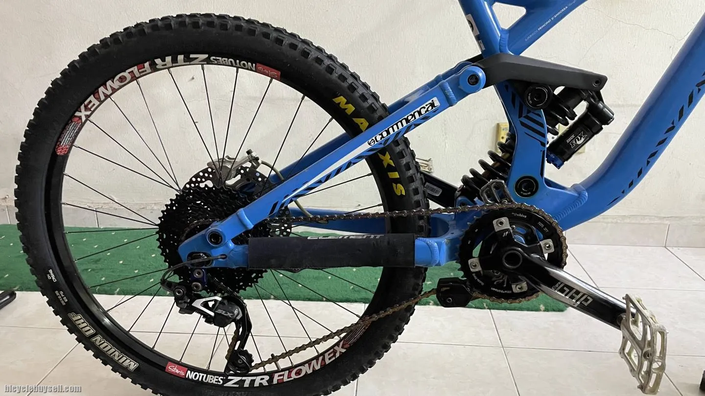 Commencal supreme DH V3