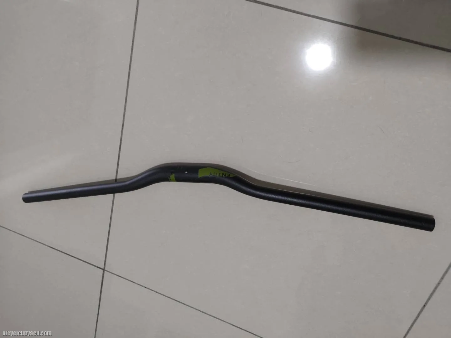 Entity Expert Handlebar Stem and Grips