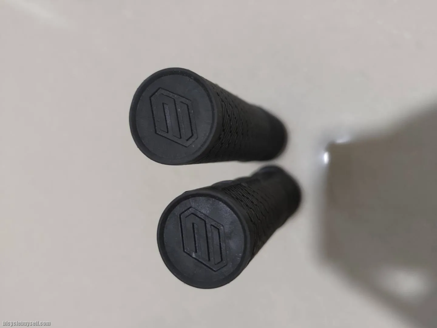 Entity Expert Grips