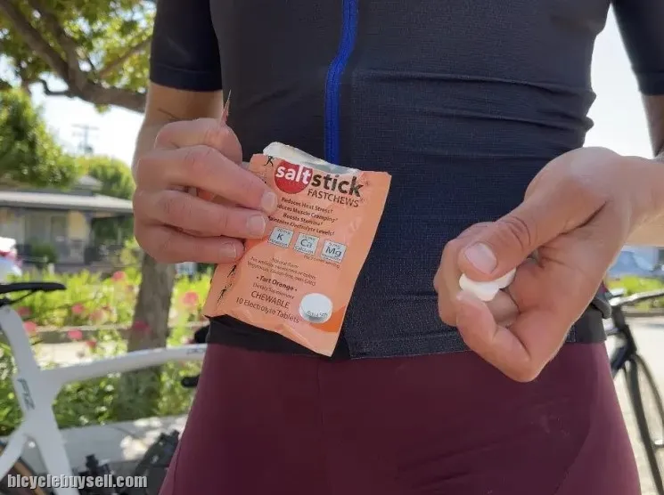 SaltStick FastChew Cheawable Electrolyte (Cramp prevention for Running, Cycling, Hiking, Rowing or a