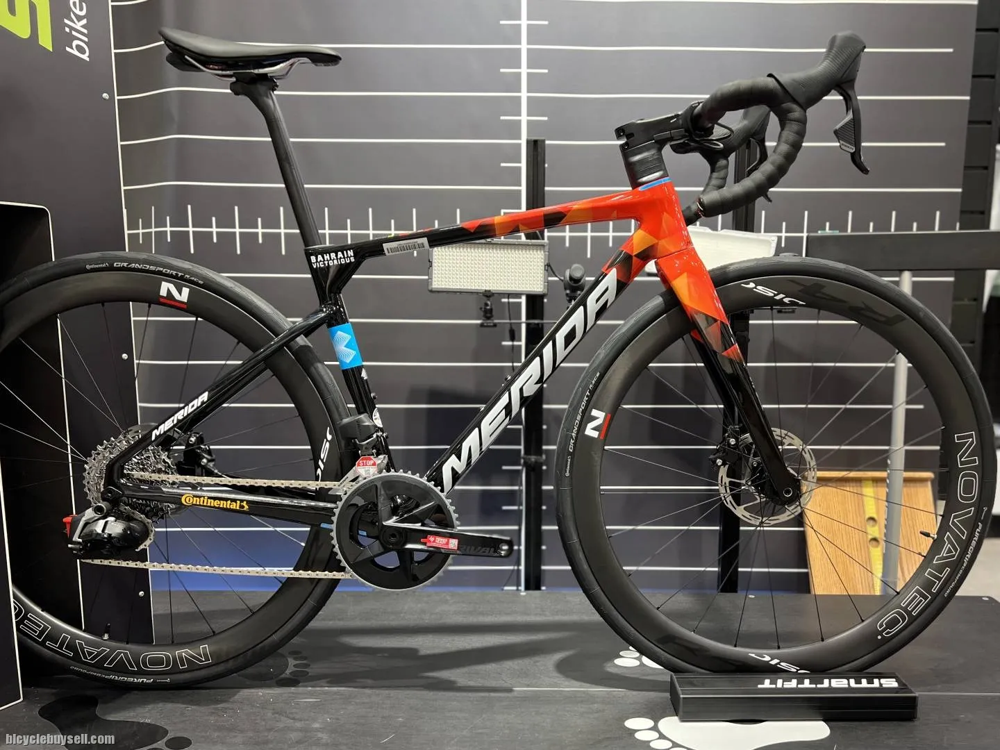 Merida Scultura Rival Edition (Team Replica &amp; Black)