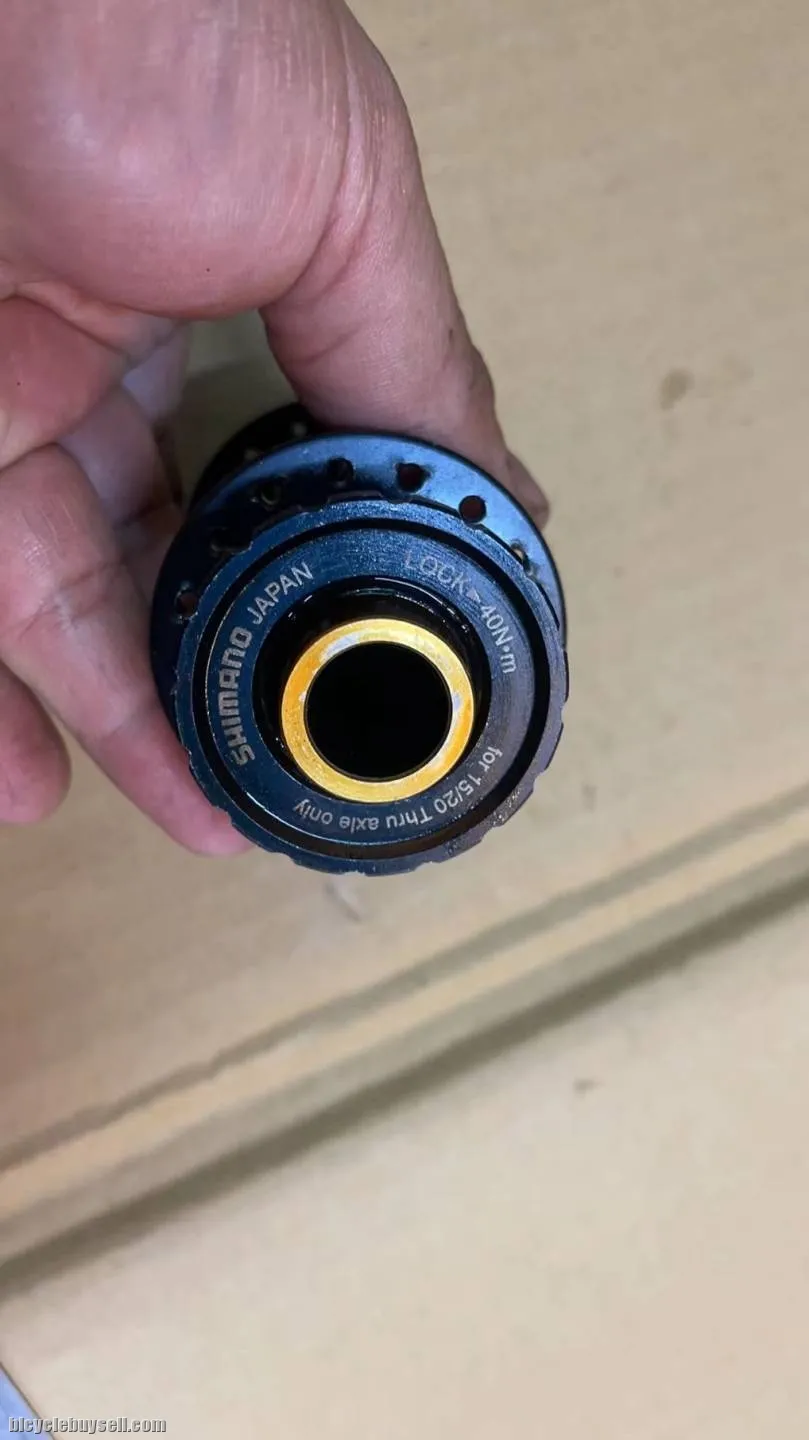 Shimano XTR Hub M988 (Thru Axle Hub )(2nd Hand)(11Spd)
