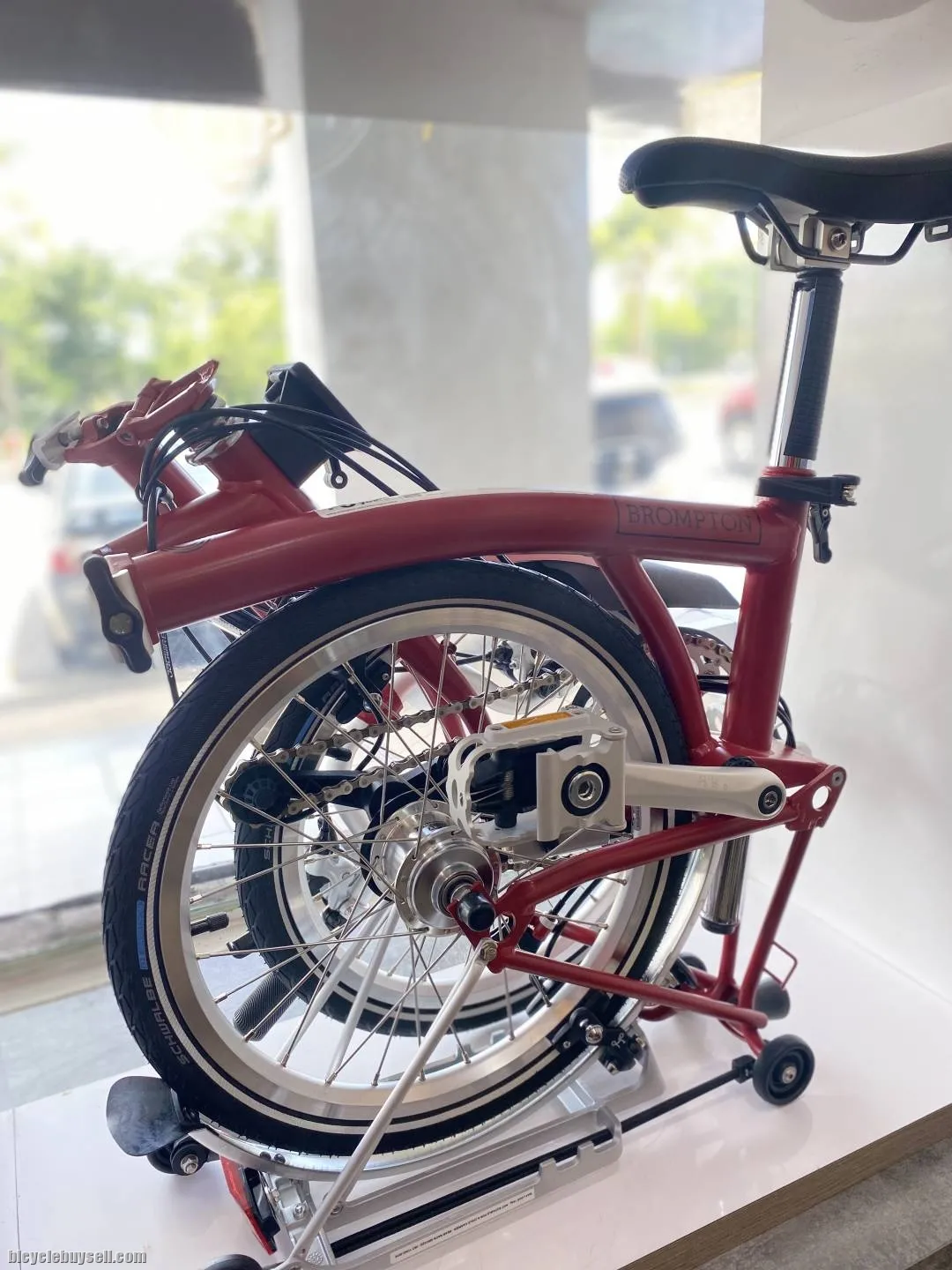 Brompton C Line Utility - 3-Speed - Mid Bar