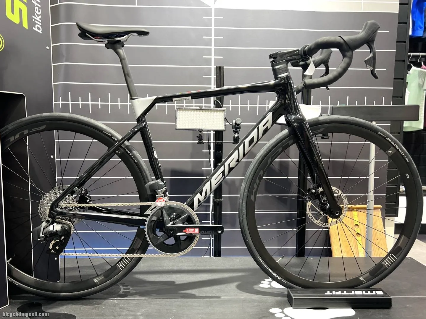 Merida Scultura Rival Edition (Team Replica &amp; Black)