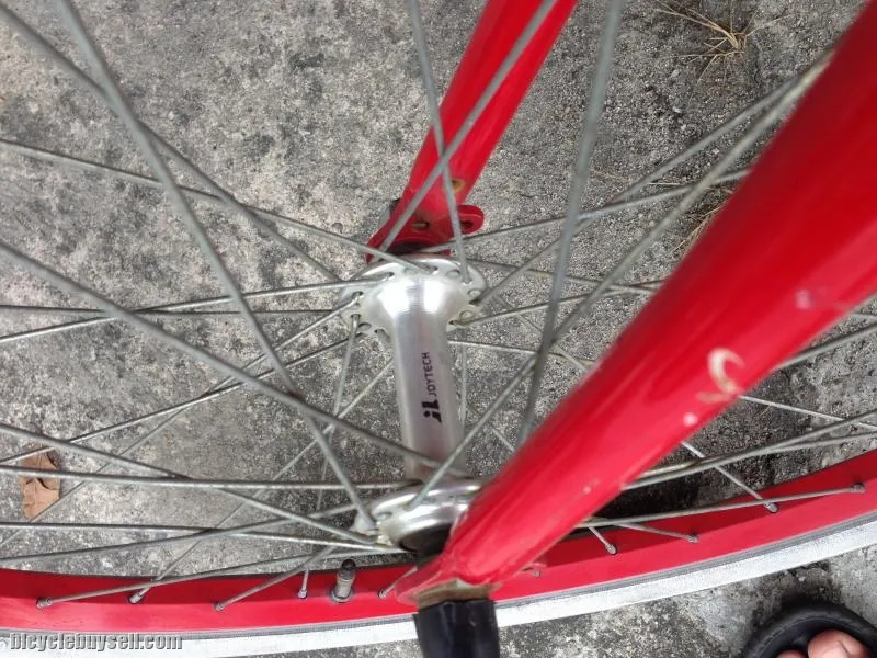 24IN X 16IN BIKE  6 SPEED SHIMANO