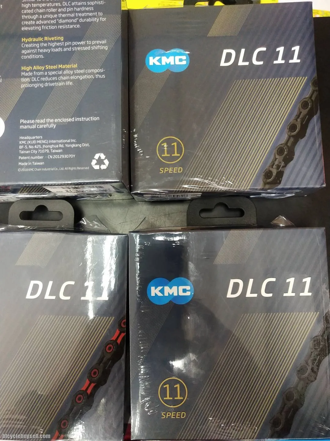 KMC DLC 11 SPEED CHAIN