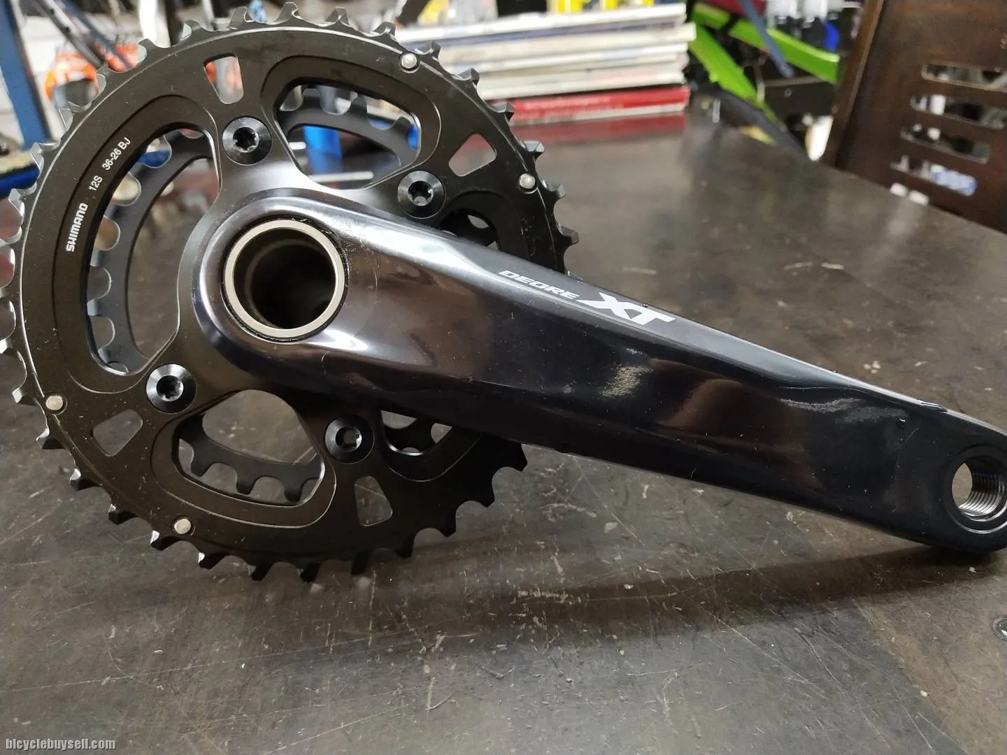 SHIMANO DEORE XT CRANKSET 2X12