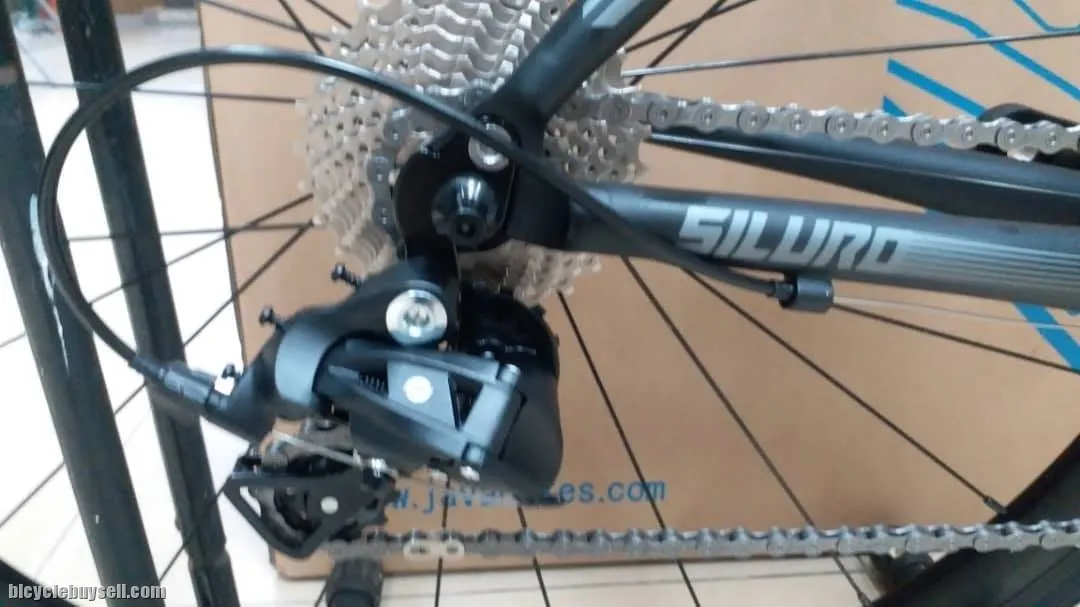 JVA SILURO 2 ROAD BIKE 700C 18 SPEED SIZE 47CM