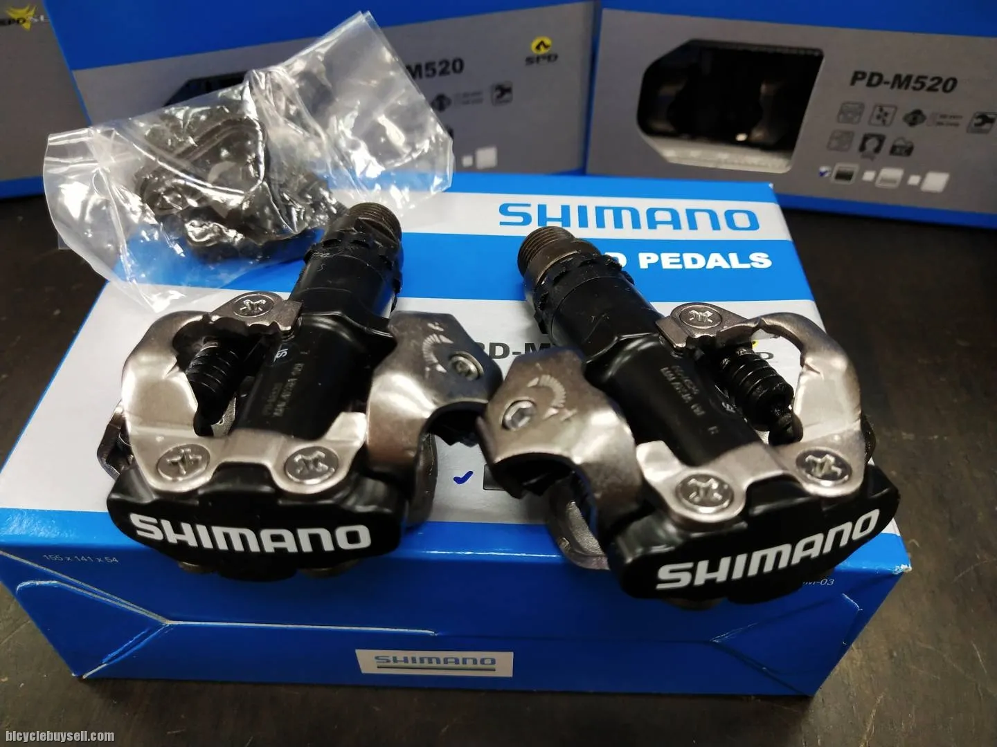SHIMANO M520 PEDALS
