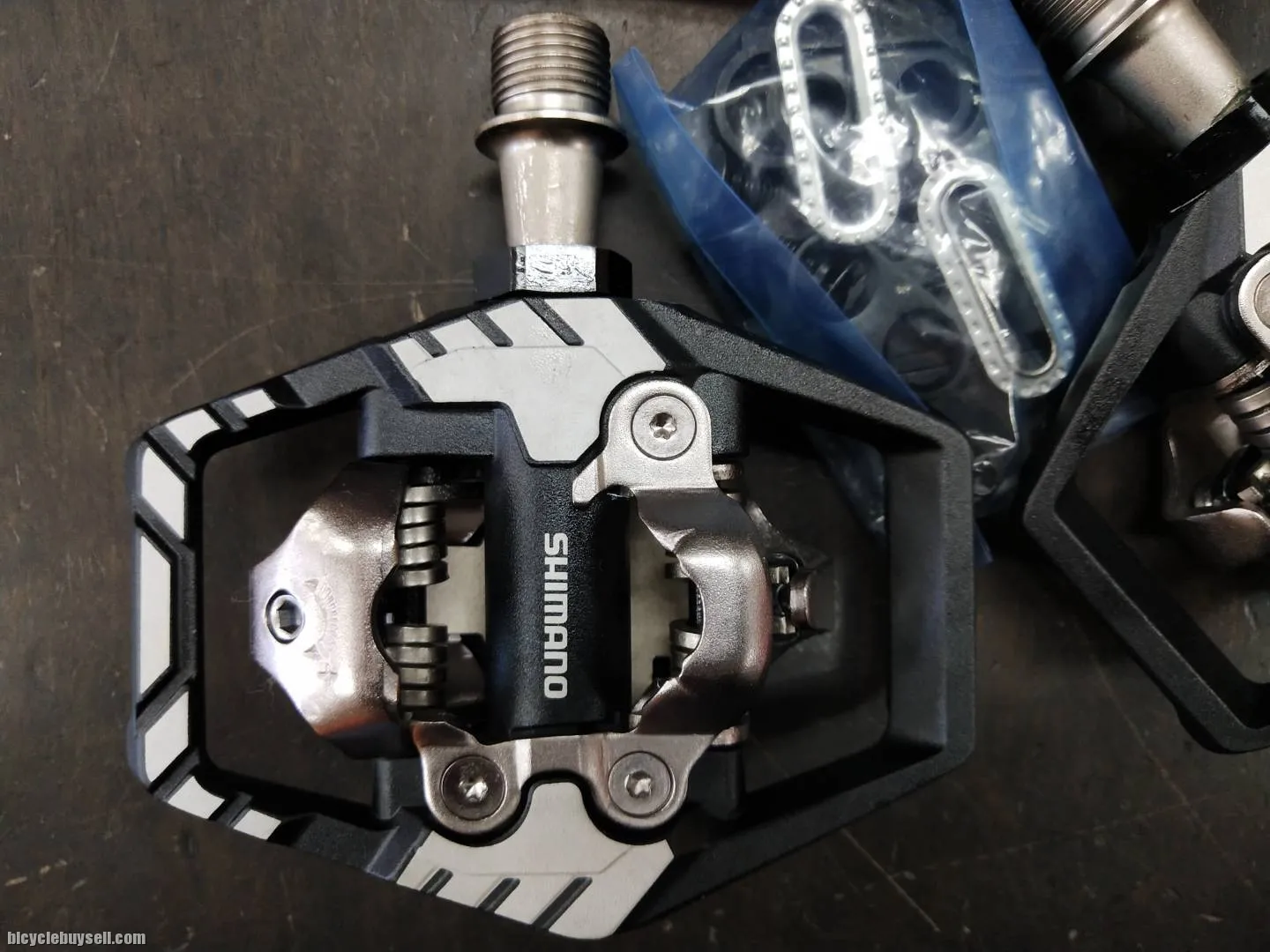 Shimano Deore Xt M8120 spd pedals with sh51 cleats