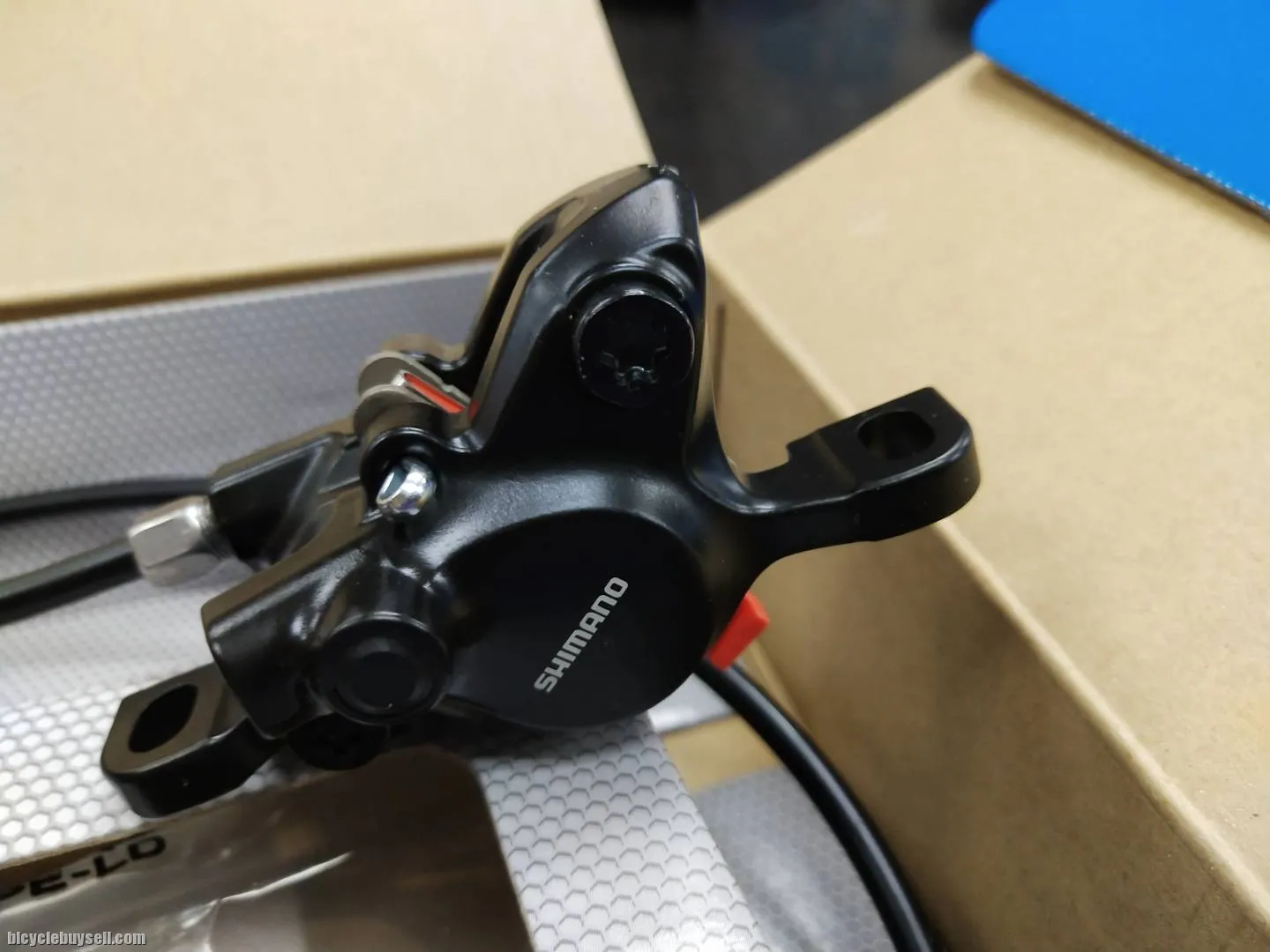 Shimano mt200 hydraulic disc brake pairs with box