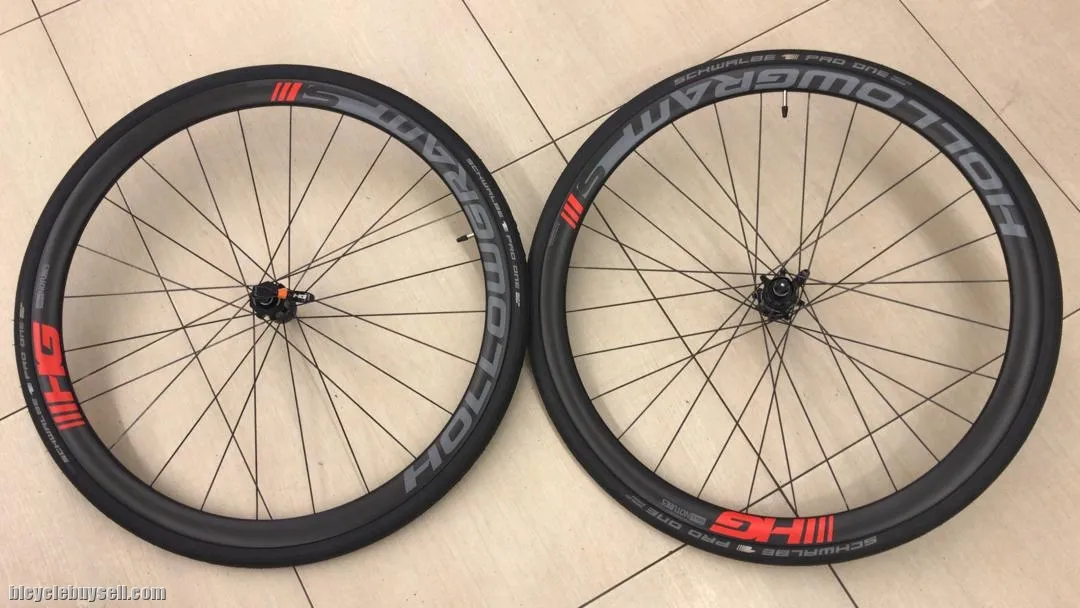 Cannondale Hologram Disc Wheels and schwalbe tyres