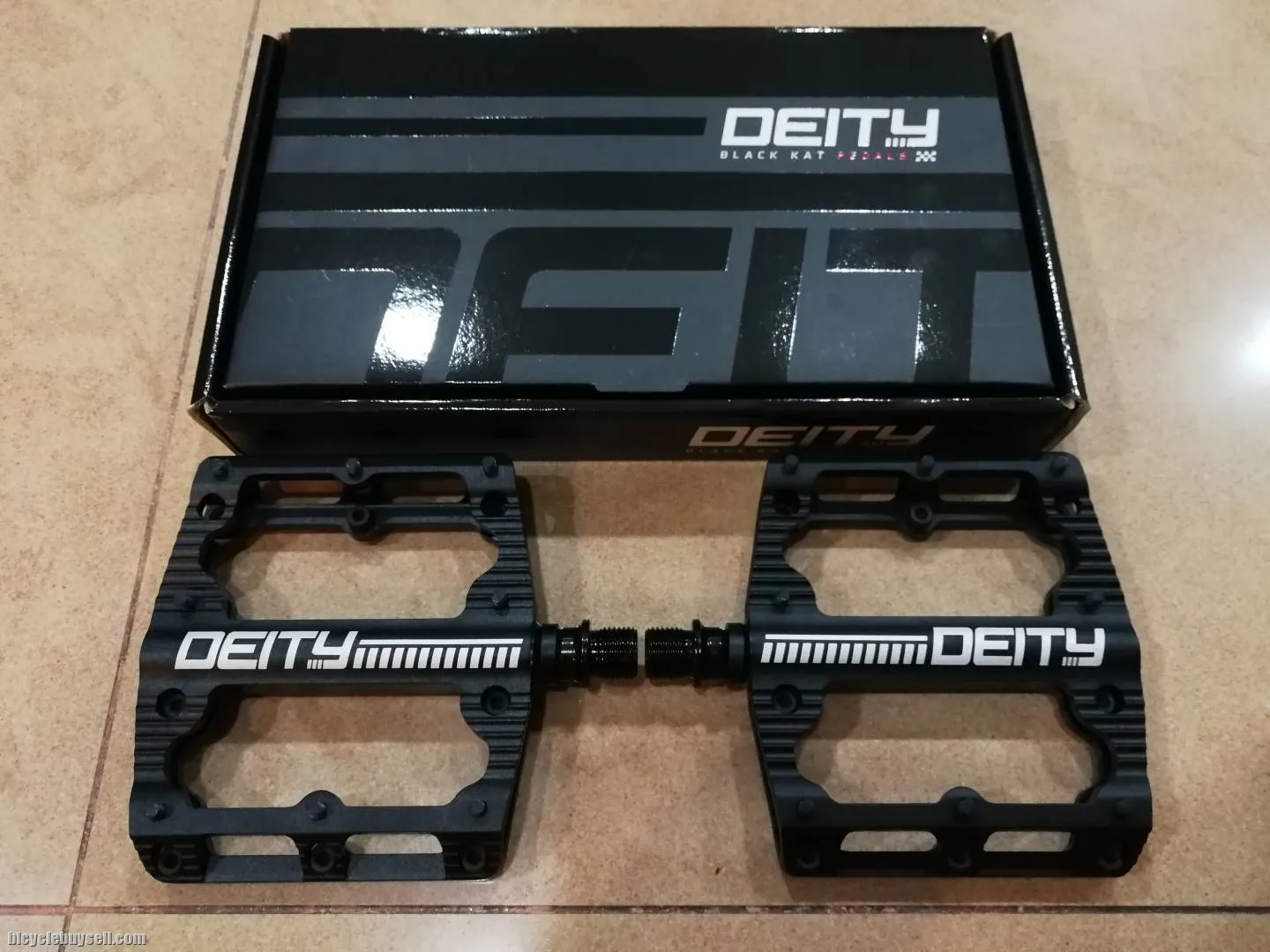 Deity Black Kat Pedals