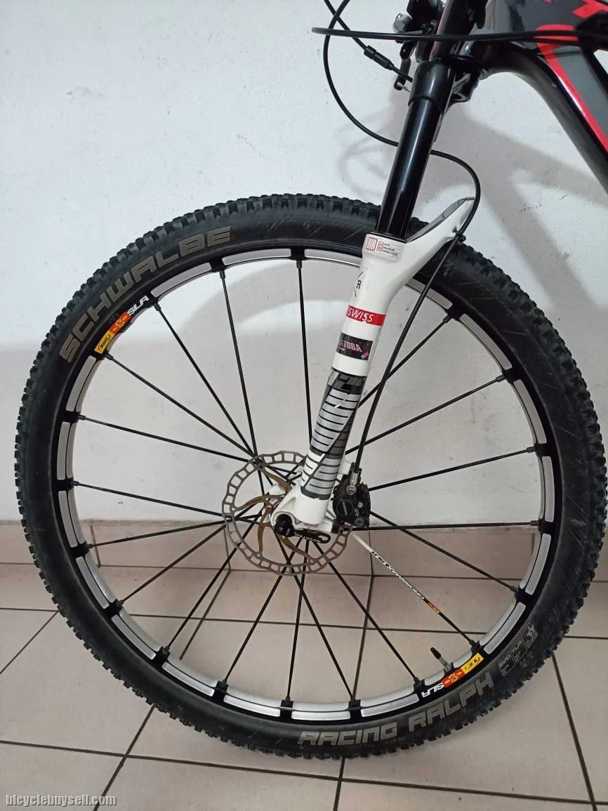 GIANT COMPOSITE TECHNOLOGY 2 CARBON