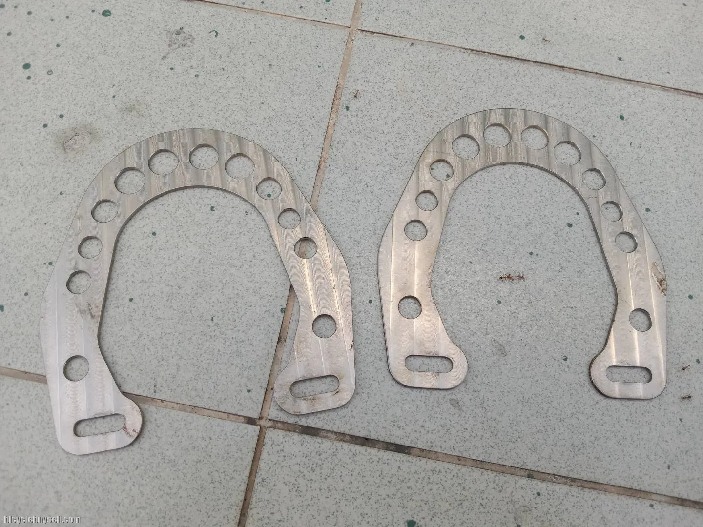V-Brake stabliser Titanium plates