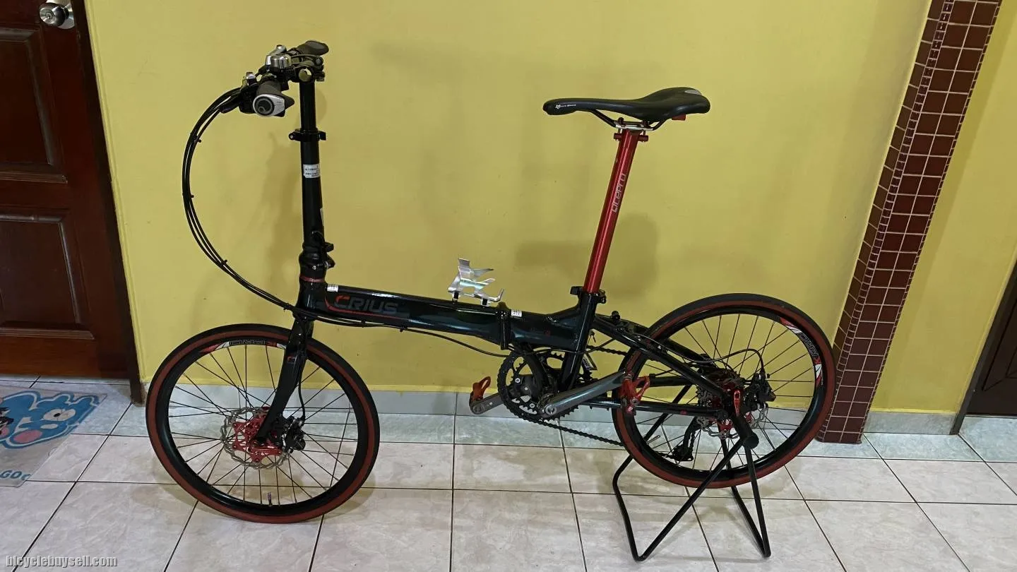 CRIUS 20â€ 10 speed folding bike for sell