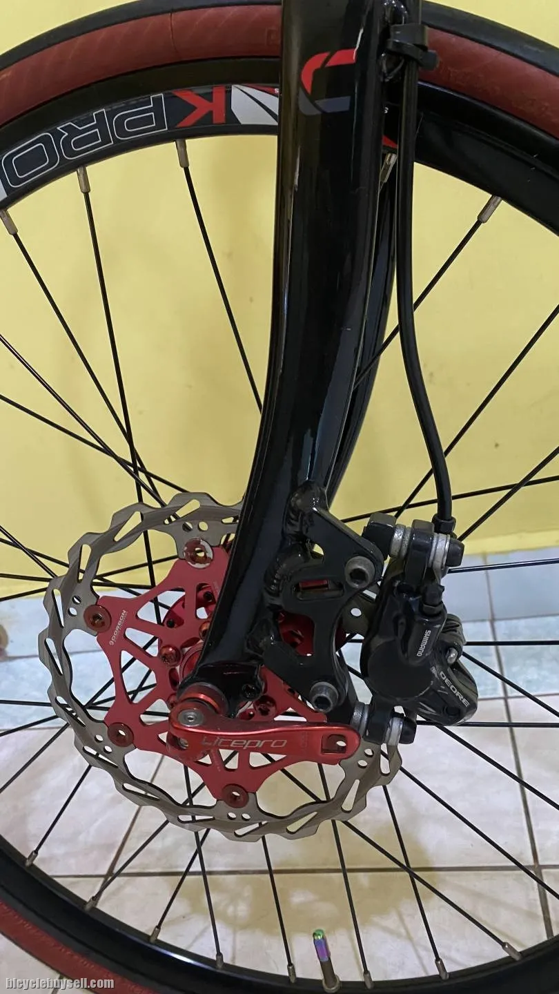 CRIUS 20â€ 10 speed folding bike for sell