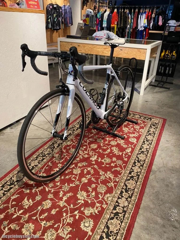 Colnago CLX Full carbon Road bike