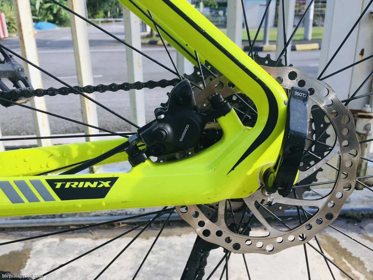 2019 TRINX V900 ELITE 16"