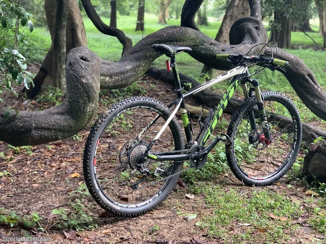 (SOLD) Scott Scale 27.5
