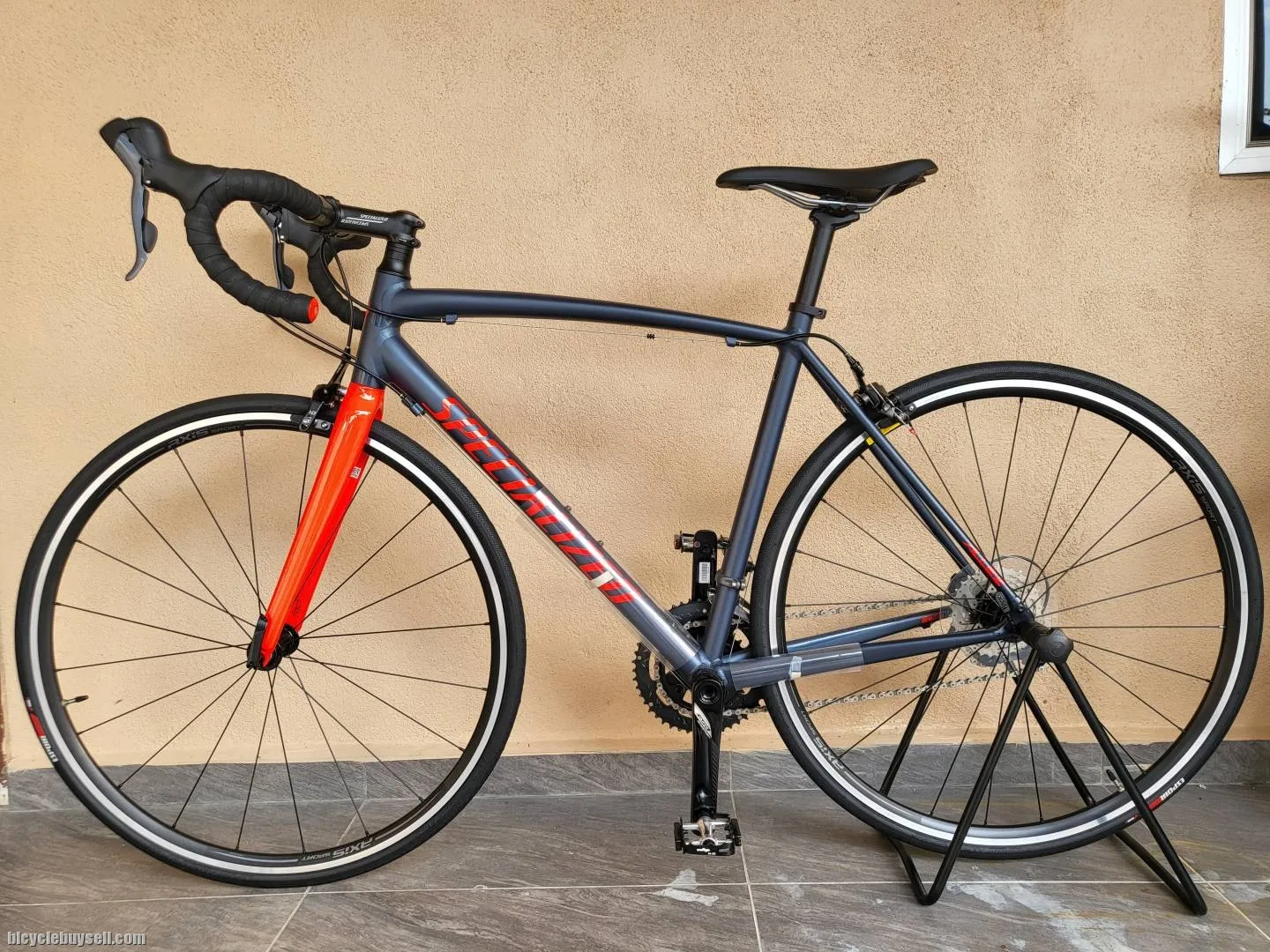 SOLD Specialized Allez E5 2015 (54cm)