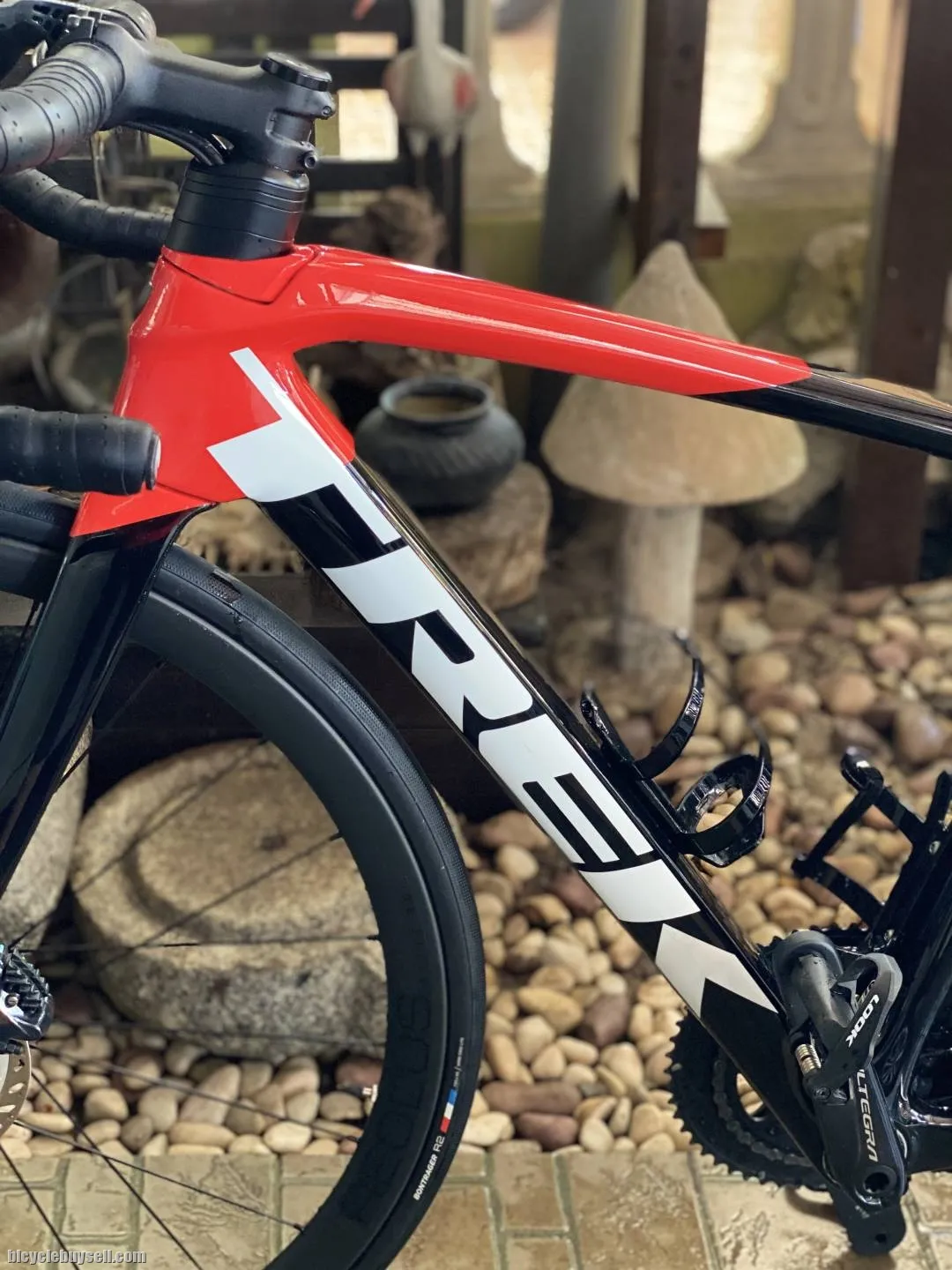 **SOLD**Trek Emonda SL6 Pro Disc size 52 (Black/radioactive red)