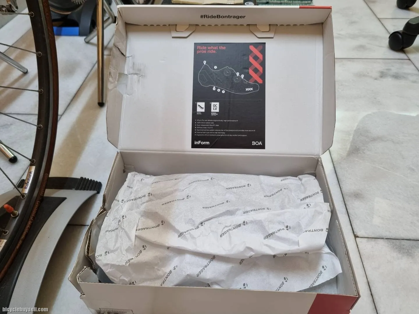 Bontrager XXX Road Shoes Size 43-New In Box