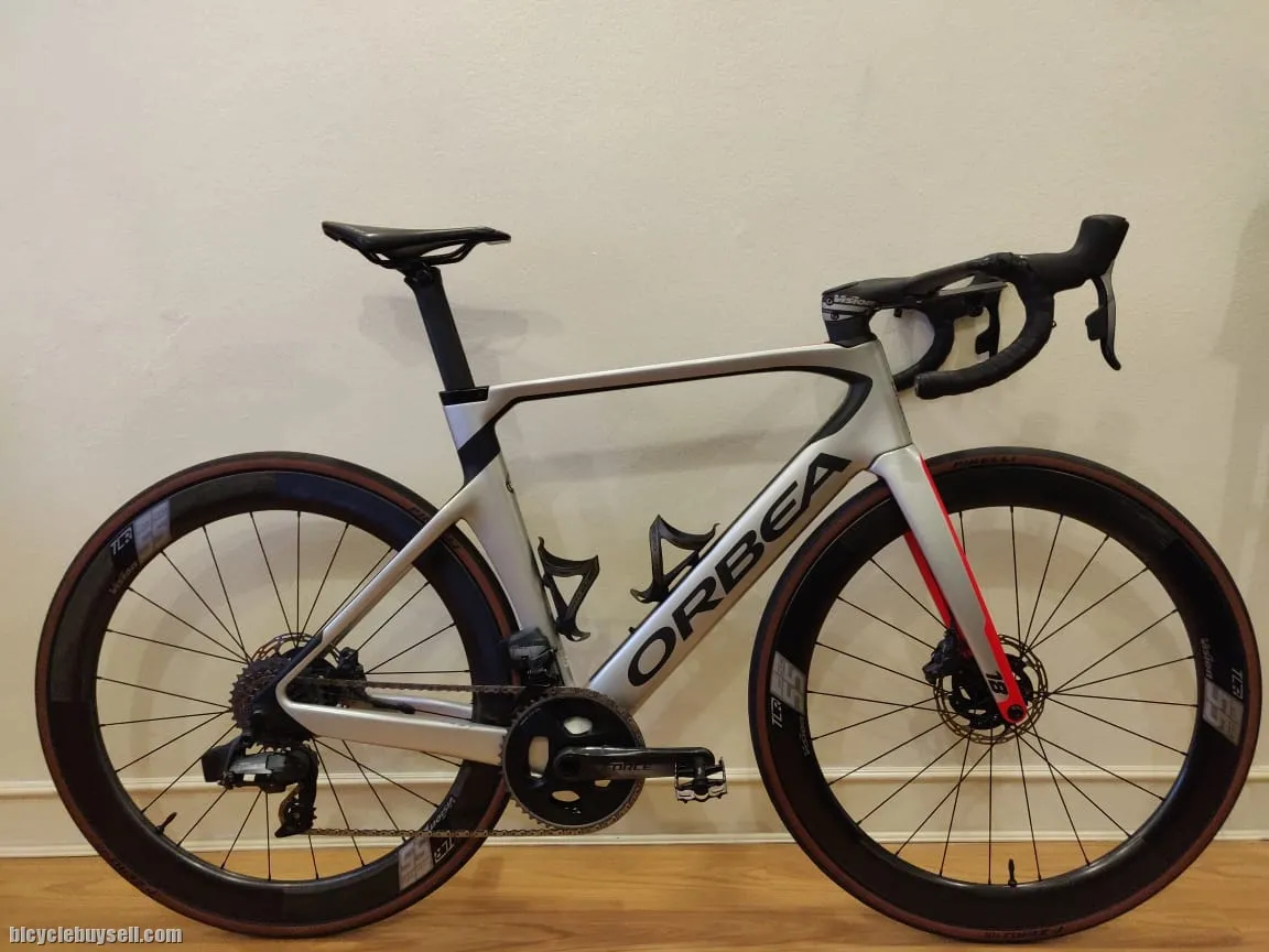 2021 Orbea ORCA AERO M21e TEAM