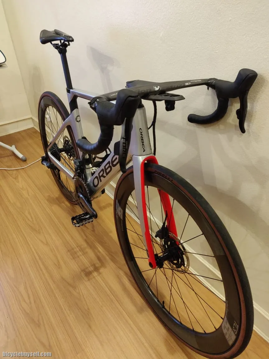 2021 Orbea ORCA AERO M21e TEAM
