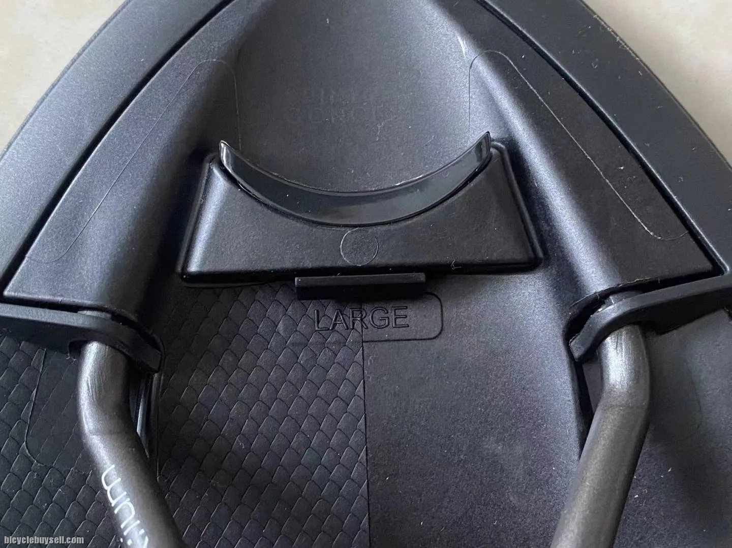 Fizik Arione R3 Open Large (Used)