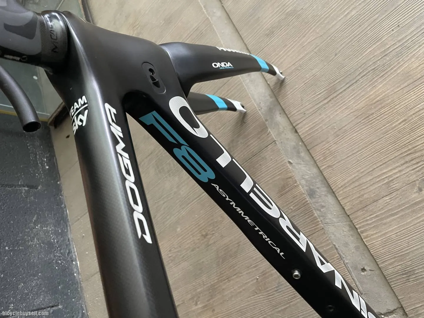 (SOLD) Pinarello Dogma F8 Sky Team Colourway
