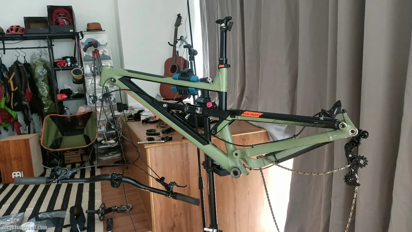 POLYGON SISKIU N9 29 (SIZE M) frame