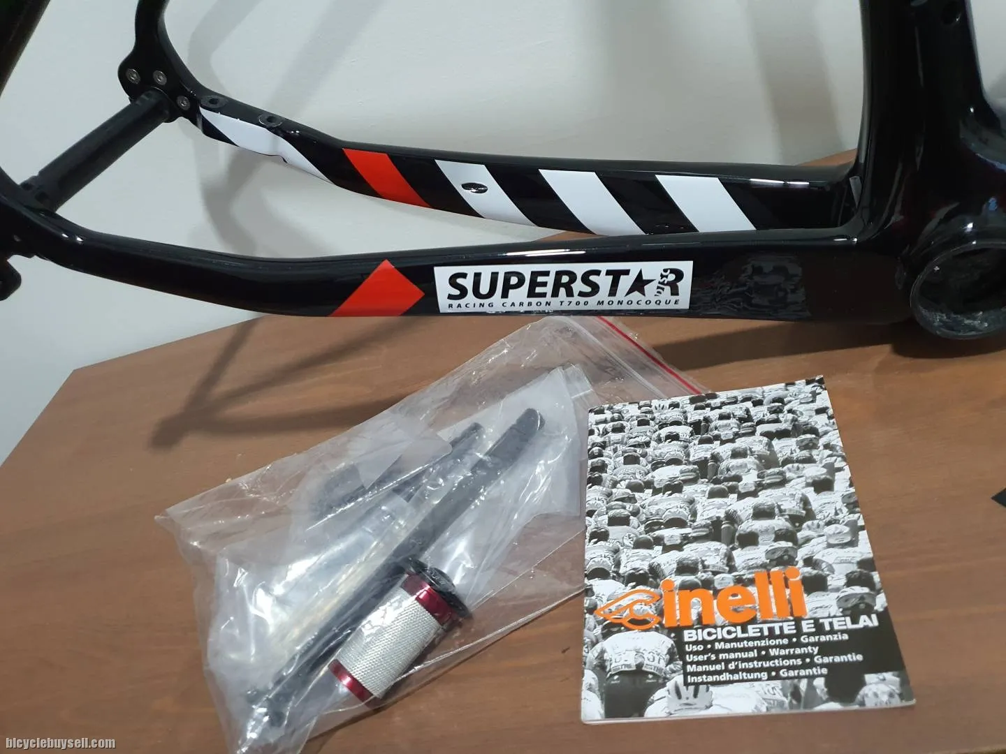 Cinelli superstar 2022 disc new frameset roadbike