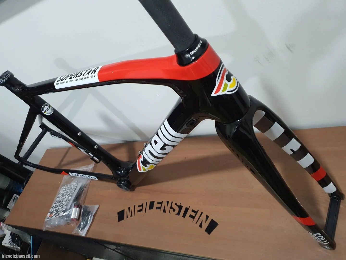 Cinelli superstar 2022 disc new frameset roadbike