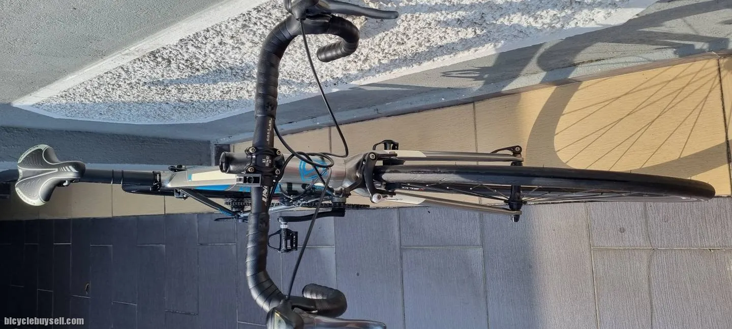 Java Veloce Road Bike