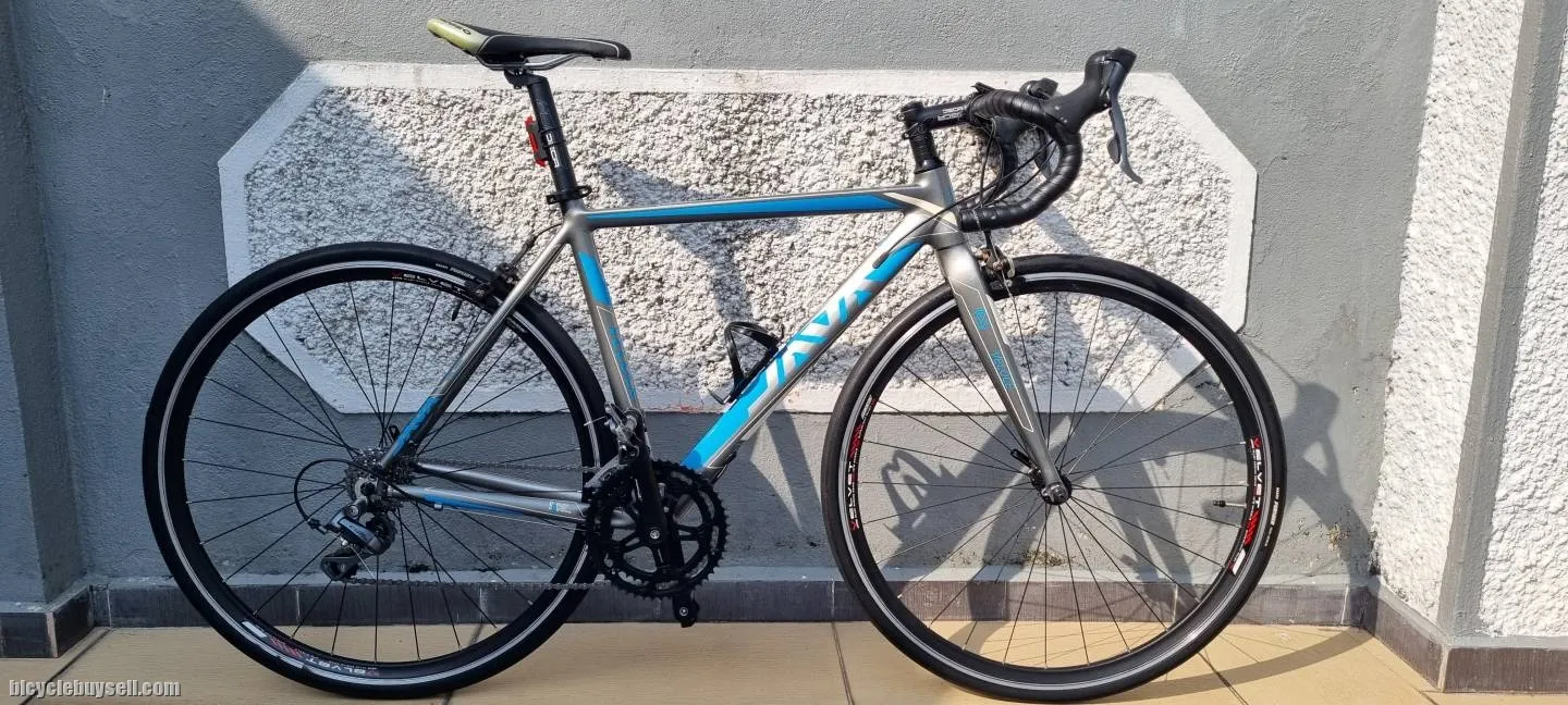 Java Veloce Road Bike
