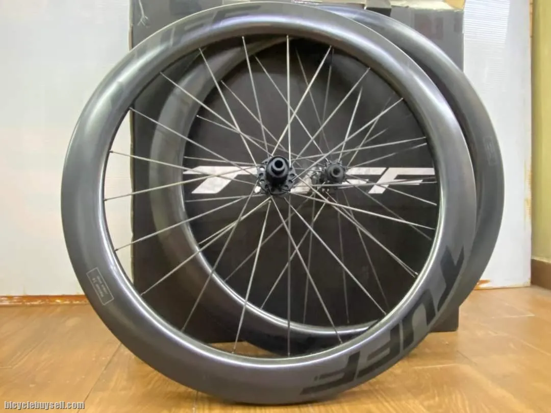 Tuff Helium , Disc Brake  Carbon Spoke