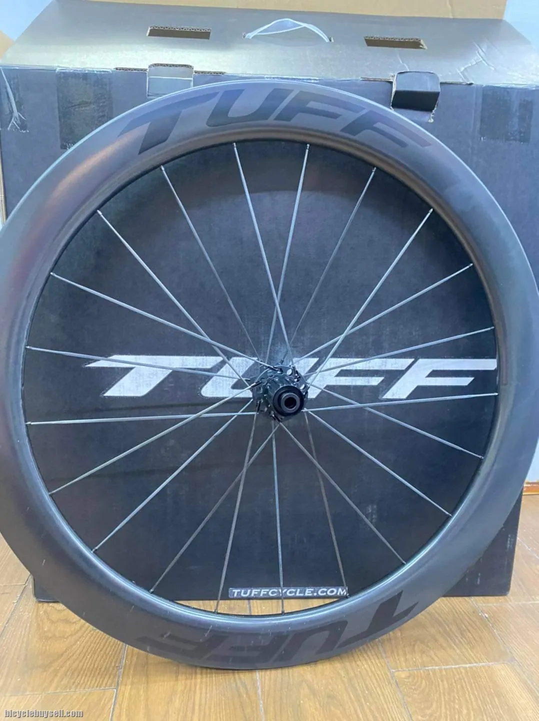 Tuff Helium , Disc Brake  Carbon Spoke