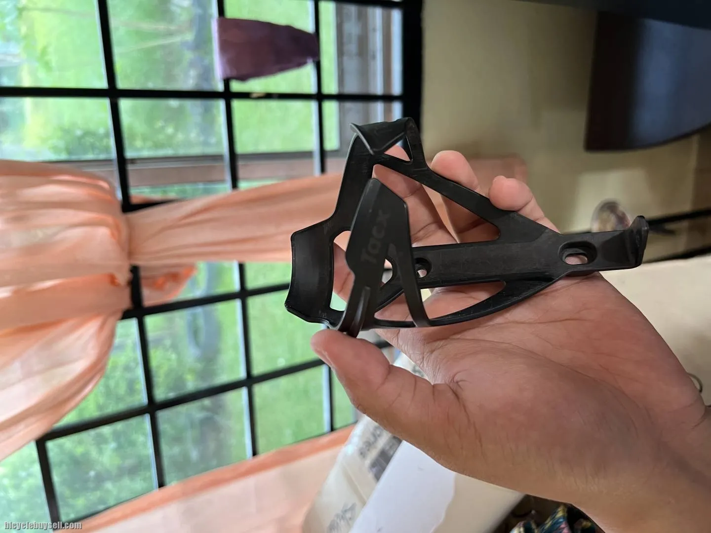 Tacx Bottle Cage - Lightweight bottle Cage Made in Netherland
