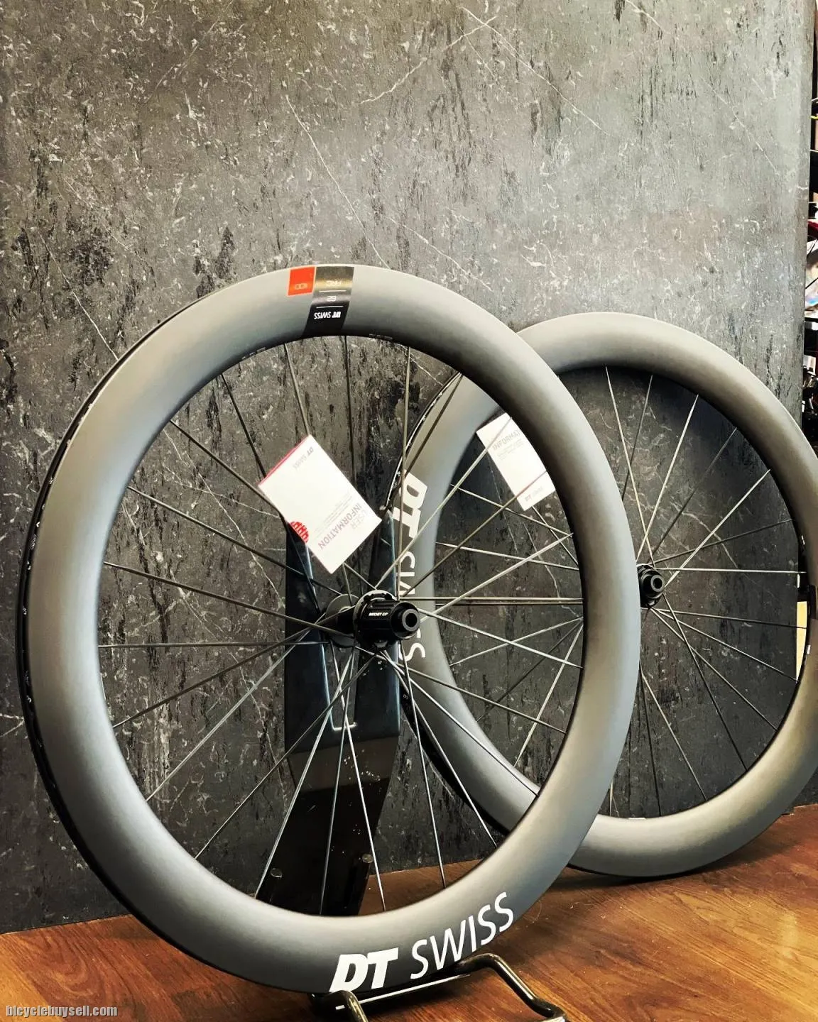 DT SWISS ARC 1100 DICUT DISC BRAKE