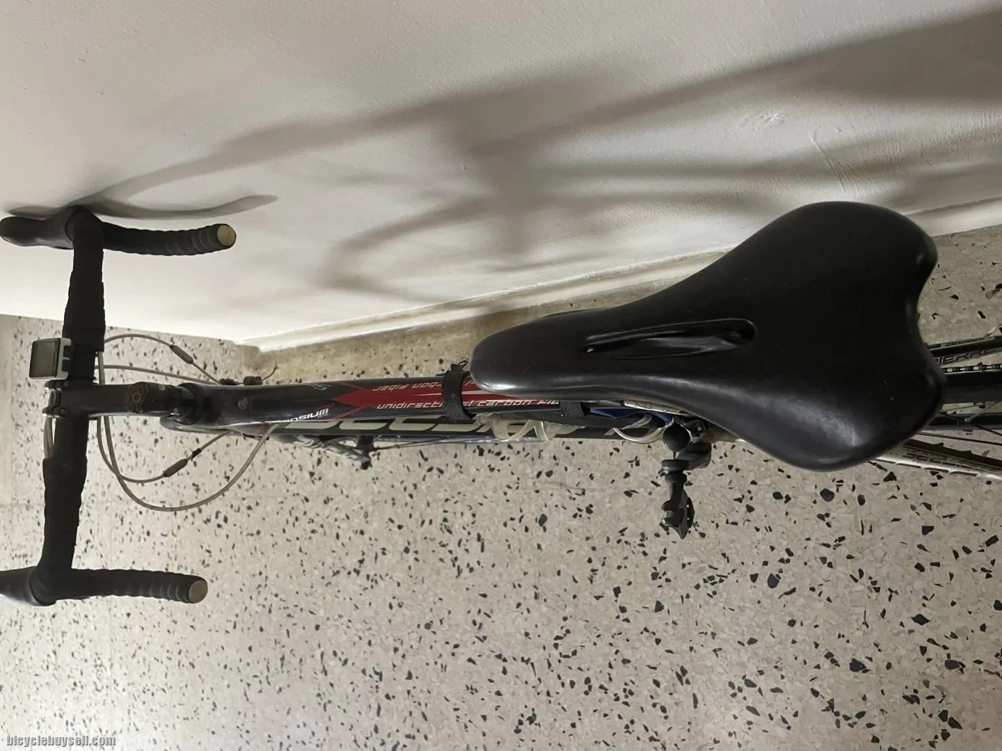 Lapierre Sensium Pro 300 carbon road bike Ultegra low usage