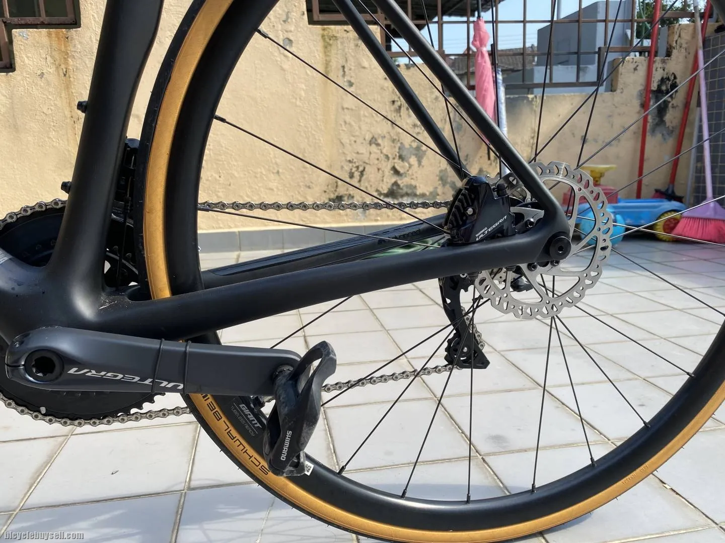 GIANT TCR ADVANCE 2 DISC PC CARBON ROADBIKE SIZE (M) ULTEGRA R8020
