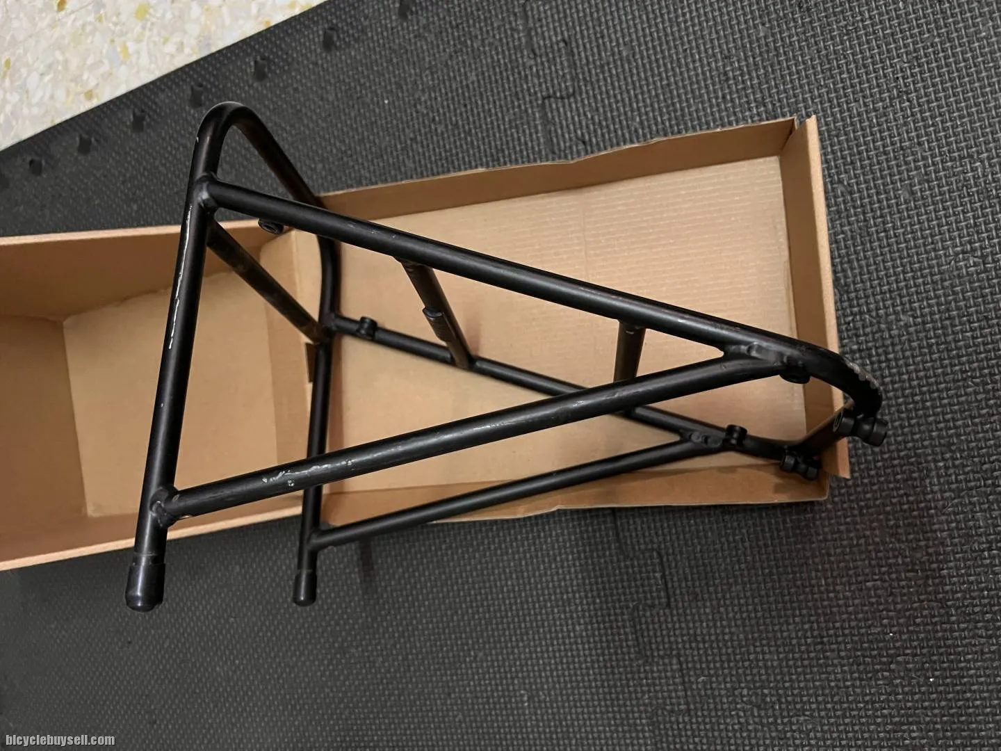 SURLY 8 PACK FRONT RACK